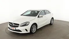 Weiß Gebraucht 2016 Mercedes A160 Urban Limousine | 17.900 € (Fairer Preis)