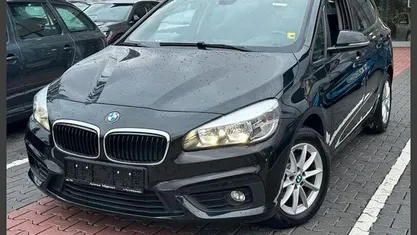 Gebraucht BMW 216 Active Tourer Advantage 116 PS (85 kW) 2018 Schwarz (black sapphire metallic) Van / Kleinbus