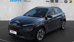 Schwarzschwarz Gebraucht 2021 Hyundai Kona Trend SUV | 21.750 € (Guter Preis)