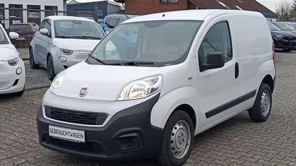 Weiß Gebraucht 2020 Fiat Fiorino Van / Kleinbus | 10.990 € (Fairer Preis)
