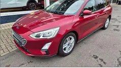 Rot Gebraucht 2019 Ford Focus Cool & Connect Kombi | 12.940 € (Fairer Preis)