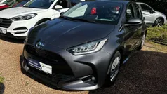 Grau Gebraucht 2022 Toyota Yaris Team Kleinwagen | 19.990 € (Fairer Preis)