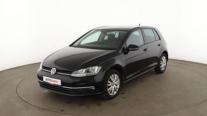 Używany VW Golf VII Join 86 KM (63 kW) 2018 Czarny Sedan/Limuzyna