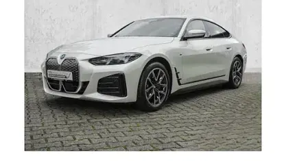 Gebraucht BMW i4 Sport Line 250 kW (340 PS) 2025 Weiß Limousine