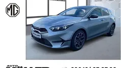 Lunarsilber metallic Neu 2025 Kia Ceed Limousine | 24.889 € (Fairer Preis)