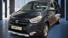 Grau Gebraucht 2020 Dacia Lodgy Stepway Van / Kleinbus | 15.311 € (Fairer Preis)