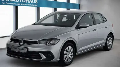 Usata VW Polo Life 95 CV (69 kW) 2024 Argento Utilitaria