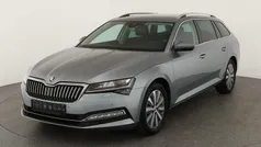 Business grau metallic Gebraucht 2021 Skoda Superb Style Kombi | 29.945 € (Fairer Preis)