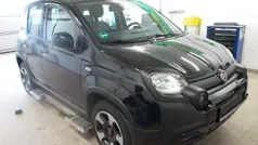 Schwarz Gebraucht 2023 Fiat Panda Cross Cross Kleinwagen | 12.499 € (Fairer Preis)