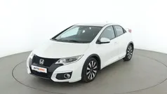 Weiß Gebraucht 2015 Honda Civic Elegance Limousine | 11.800 € (Fairer Preis)