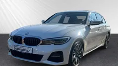 Weiss Gebraucht 2022 BMW 330e M Sport Limousine | 36.458 € (Fairer Preis)