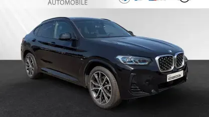 Gebraucht BMW X4 Performance 245 PS (180 kW) 2025 Black sapphire metallic SUV