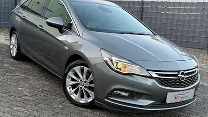 Gebraucht Opel Astra Innovation 160 PS (117 kW) 2017 Grau Kombi