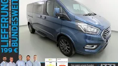 Chromablau Gebraucht 2022 Ford Tourneo Custom Titanium Van | 37.939 € (Etwas zu teuer)
