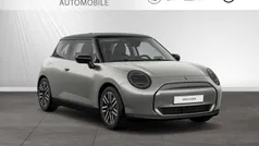 Melting silver metallic Neu 2024 Mini Cooper Kleinwagen | 28.799 € (Fairer Preis)