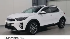 Weiß Gebraucht 2025 Kia Stonic Spirit SUV | 18.740 € (Guter Preis)