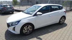 Weiß Neu 2025 Hyundai i20 Comfort Limousine | 19.390 € (Fairer Preis)