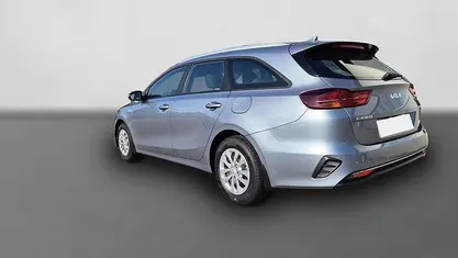 Lunarsilber metallic Neu 2025 Kia Ceed Sportswagon Vision Kombi | 25.290 € (Fairer Preis)