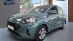Mangrove green Gebraucht 2025 Hyundai i10 Select Kleinwagen | 17.590 € (Fairer Preis)