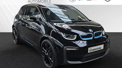 Fluid black mit akzent bmw i blau Gebraucht 2022 BMW i3 Sport Line Kleinwagen | 21.590 € (Fairer Preis)