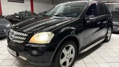 Używany Mercedes ML280 190 KM (139 kW) 2007 Czarny SUV