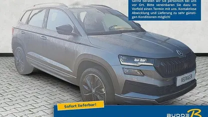 Neu Skoda Karoq SportLine 150 PS (110 kW) 2026 Graphitegrau metallic SUV