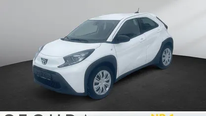Super white 2 Gebraucht 2024 Toyota Aygo Kleinwagen | 14.975 € (Superpreis)