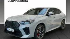 Grau Gebraucht 2024 BMW iX2 Performance SUV | 43.900 € (Fairer Preis)