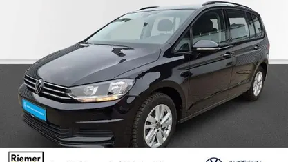 Schwarz Gebraucht 2024 VW Touran Comfortline Van / Kleinbus | 29.389 € (Fairer Preis)