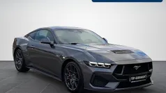 Grau Gebraucht 2025 Ford Mustang GT Fastback Coupé | 54.980 € (Fairer Preis)