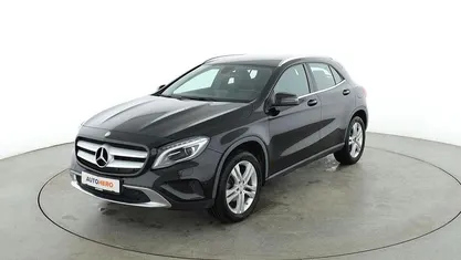 Schwarz Gebraucht 2016 Mercedes GLA200 Urban SUV | 19.690 € (Fairer Preis)