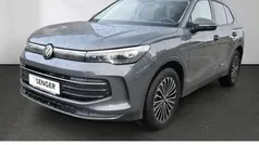 Grau Gebraucht 2024 VW Tiguan Life SUV | 35.990 € (Fairer Preis)