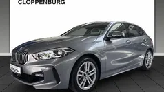 Skyscraper grau Gebraucht 2024 BMW 118 Performance Kleinwagen | 27.980 € (Fairer Preis)