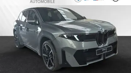 Neu BMW iX3 M Sport 344 kW (469 PS) 2026 Eucalyptus grün metallic SUV