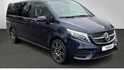 Gebraucht Mercedes V300 AMG 237 PS (174 kW) 2022 Blau Van / Kleinbus
