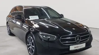 Gebraucht Mercedes E220 Avantgarde 200 PS (147 kW) 2023 Schwarz Kombi