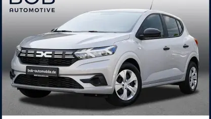 Gebraucht Dacia Sandero Essentiel 67 PS (49 kW) 2024 Moonstonegrau Limousine