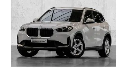 Weiß Gebraucht 2022 BMW X1 Sport Line SUV | 27.790 € (Fairer Preis)
