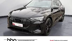 Schwarz Gebraucht 2022 Audi e-tron S-Line SUV | 38.960 € (Fairer Preis)