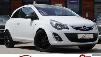 Gebraucht Opel Corsa Color Edition 101 PS (74 kW) 2012 Casablanca weiss&graphit schwa Kleinwagen