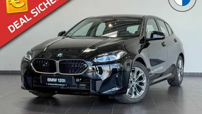 Gebraucht BMW 120 Sport Line 170 PS (125 kW) 2025 Kleinwagen