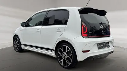 Weiß Gebraucht 2022 VW up! Beats Kleinwagen | 17.480 € (Fairer Preis)