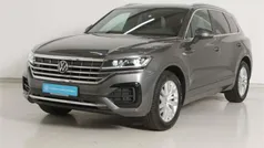 Grau Gebraucht 2022 VW Touareg R-line SUV | 56.980 € (Fairer Preis)