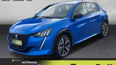 Blau Gebraucht 2022 Peugeot e-208 GT Kleinwagen | 20.690 € (Fairer Preis)