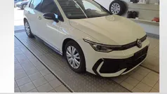 Gebraucht 2024 VW Golf VIII R-line Limousine | 30.240 € (Fairer Preis)