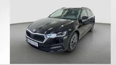 Schwarzmagic perleffekt Gebraucht 2021 Skoda Octavia Ambition Kombi | 23.480 € (Guter Preis)