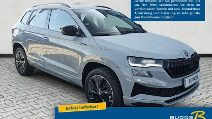 Neu Skoda Karoq SportLine 150 PS (110 kW) 2026 Stahl grau SUV