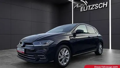 Deep black perleffekt Gebraucht 2023 VW Polo Style Limousine | 17.950 € (Fairer Preis)