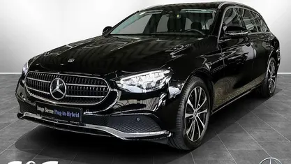 Unilack schwarz Gebraucht 2021 Mercedes E300 Avantgarde Kombi | 33.790 € (Fairer Preis)