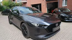 Grau Gebraucht 2024 Mazda 3 Exclusive-Line Limousine | 29.900 € (Fairer Preis)